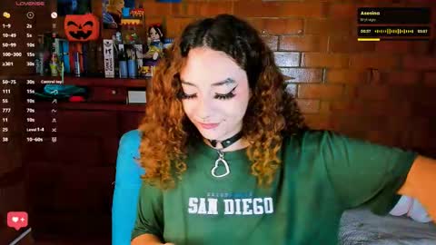 Snapshot of annycolin chatting on 11-04-25, 03:38 Anny IG online show from 11-04-25, 03:38