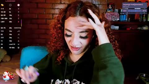 Snapshot of annycolin chatting on 01-07-26, 03:31 Anny IG online show from 01-07-26, 03:31