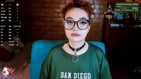 Snapshot of annycolin chatting on 01-11-26, 01:54 Anny IG online show from 01-11-26, 01:54