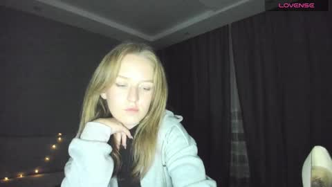 AnnyFourse online show from 12-14-24, 03:40