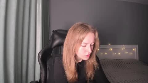 AnnyFourse online show from 12-24-24, 07:49