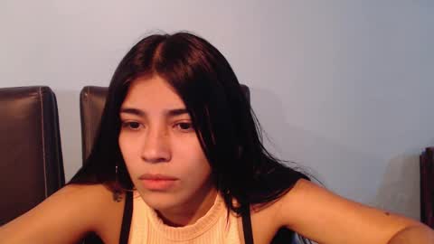 Snapshot of annyt_ chatting on 02-22-25, 02:50 anny online show from 02-22-25, 02:50