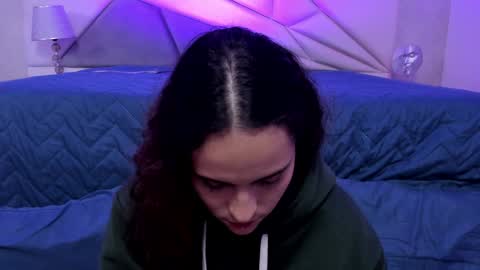 AnnyT online show from 01-08-25, 12:17