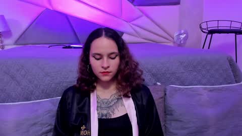 AnnyT online show from 01-10-25, 01:10