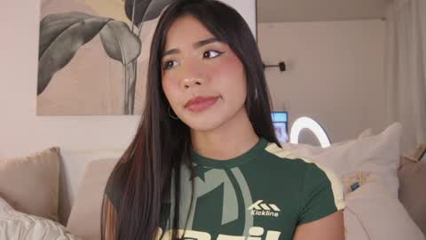 Snapshot of annyz09 chatting on 04-02-26, 02:53 Annyz online show from 04-02-26, 02:53