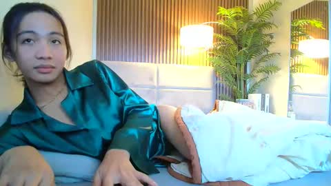 Stacy Maurice online show from 09-09-25, 02:44