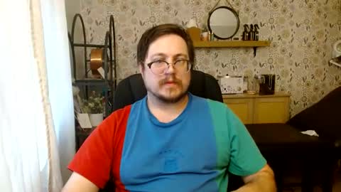 Answer4242 online show from 09-28-25, 08:58