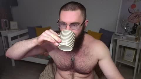 Ant online show from 04-14-26, 05:52