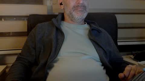 Snapshot of antheris chatting on 10-06-25, 07:11 antheris online show from 10-06-25, 07:11