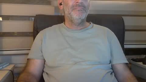 Snapshot of antheris chatting on 11-22-25, 09:47 antheris online show from 11-22-25, 09:47