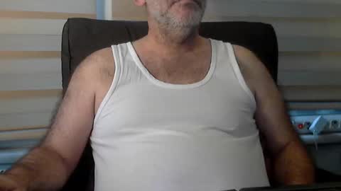 Snapshot of antheris chatting on 01-11-26, 01:38 antheris online show from 01-11-26, 01:38