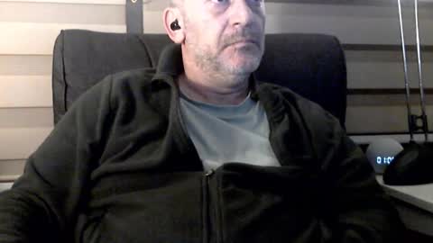 Snapshot of antheris chatting on 02-12-26, 10:05 antheris online show from 02-12-26, 10:05