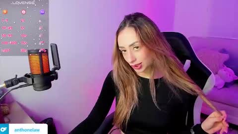 Anthonela online show from 11-23-25, 04:01