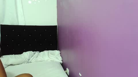 anthonella_xc online show from 02-08-25, 05:50