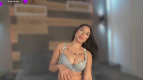 Snapshot of anthonellasweet_ chatting on 11-11-25, 11:32 Anthonella Sweet online show from 11-11-25, 11:32