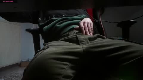 Snapshot of anthonyloveseks chatting on 02-08-25, 02:38 Anthony online show from 02-08-25, 02:38