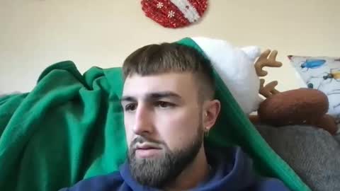 Snapshot of anthonym3 chatting on 12-12-24, 06:21 Ant online show from 12-12-24, 06:21