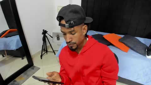       online show from 10-07-25, 12:41