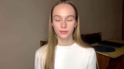 Viktoria online show from 02-06-26, 03:37