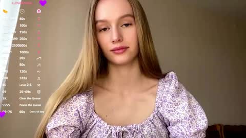 Snapshot of antionettepulgarin chatting on 04-20-26, 03:04 Viktoria online show from 04-20-26, 03:04