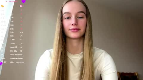 Snapshot of antionettepulgarin chatting on 05-28-26, 03:20 Viktoria online show from 05-28-26, 03:20