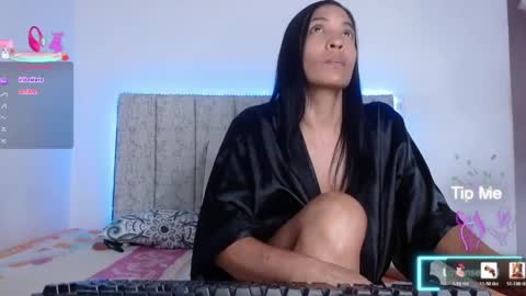 Snapshot of antonela_sweet1 chatting on 06-09-26, 05:24 Antonela online show from 06-09-26, 05:24