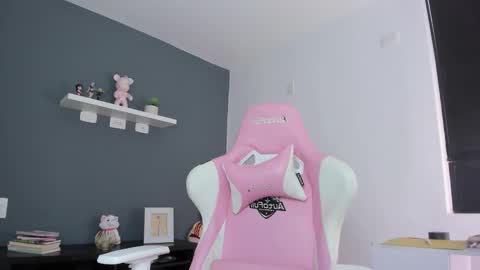 Antonella online show from 04-08-26, 07:03