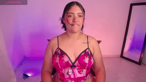 Snapshot of antonella_hot_x chatting on 10-28-25, 12:14 Antonella online show from 10-28-25, 12:14