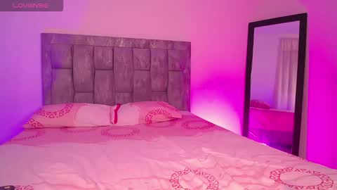 Snapshot of antonella_hot_x chatting on 11-08-25, 09:57 Antonella online show from 11-08-25, 09:57