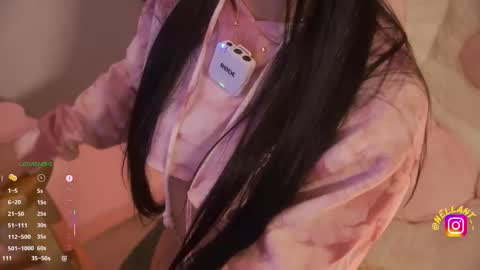 Nell. online show from 01-11-26, 05:12