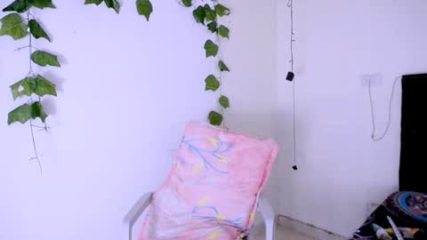 antonella online show from 12-17-25, 10:27