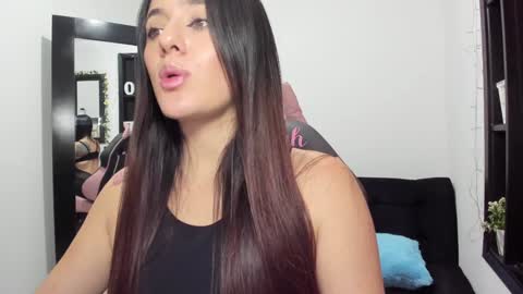 antonella  online show from 01-27-25, 01:52