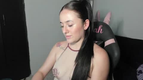 antonella  online show from 05-22-26, 08:14