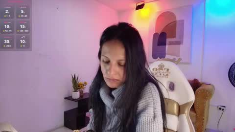 Snapshot of antonella_rivers chatting on 05-27-26, 12:24 Antonella. online show from 05-27-26, 12:24