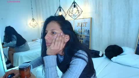 Snapshot of antonella_rivers chatting on 06-02-26, 03:30 Antonella. online show from 06-02-26, 03:30