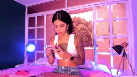 Snapshot of antonella_rossi24 chatting on 07-12-26, 02:30 Antonella Rossi online show from 07-12-26, 02:30