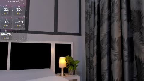  Antonellaa  online show from 12-17-24, 10:23