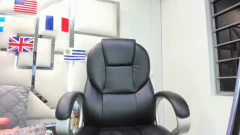 Snapshot of antonellablazee chatting on 07-02-26, 05:24 AntonelLaBlazee online show from 07-02-26, 05:24