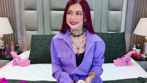 AntonellaEscudero online show from 04-04-26, 07:55