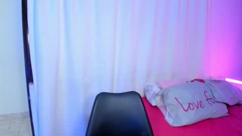 Sarah online show from 03-08-26, 04:33