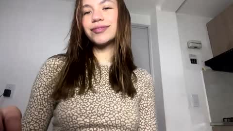 Snapshot of antonellarossii_ chatting on 12-12-24, 11:07 Antonella  online show from 12-12-24, 11:07