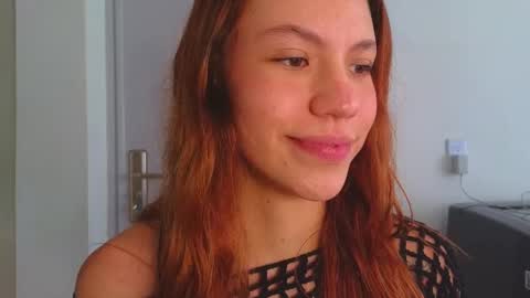 Snapshot of antonellarossii_ chatting on 02-21-25, 04:37 Antonella  online show from 02-21-25, 04:37
