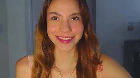 Snapshot of antonellarossii_ chatting on 03-05-25, 12:22 Antonella  online show from 03-05-25, 12:22