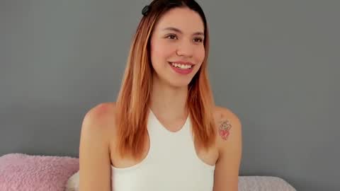 Snapshot of antonellarossii_ chatting on 09-27-25, 02:33 Antonella  online show from 09-27-25, 02:33