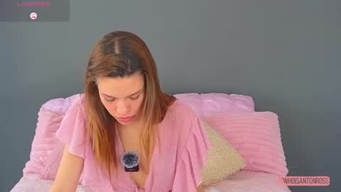 Snapshot of antonellarossii_ chatting on 06-03-26, 03:17 Antonella online show from 06-03-26, 03:17