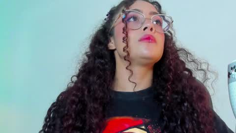 A N T O N E L L E  online show from 02-04-25, 03:15