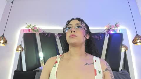 A N T O N E L L E  online show from 01-13-26, 11:37