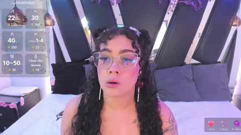 A N T O N E L L E  online show from 01-14-26, 11:27