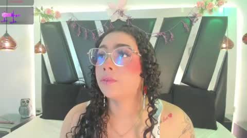 A N T O N E L L E  online show from 07-15-26, 11:26