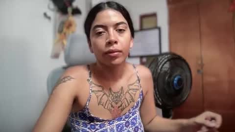 Snapshot of antoniabloom chatting on 09-14-25, 06:29 Antonia online show from 09-14-25, 06:29